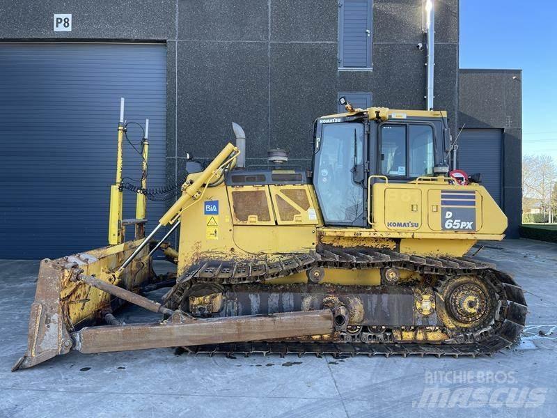 Komatsu D 65 PX - 18 Kāpurķēžu buldozeri