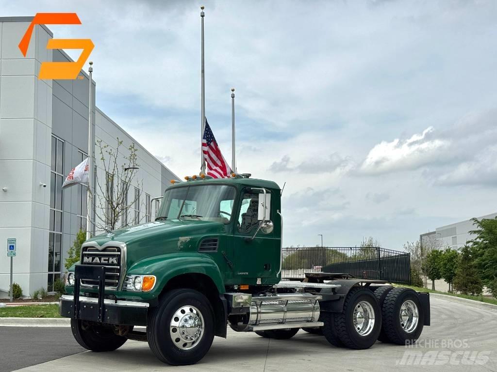 Mack Granite CV713 Vilcēji