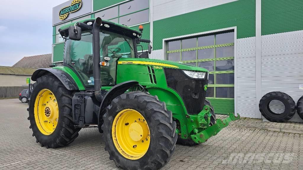 John Deere 7230 R Traktori