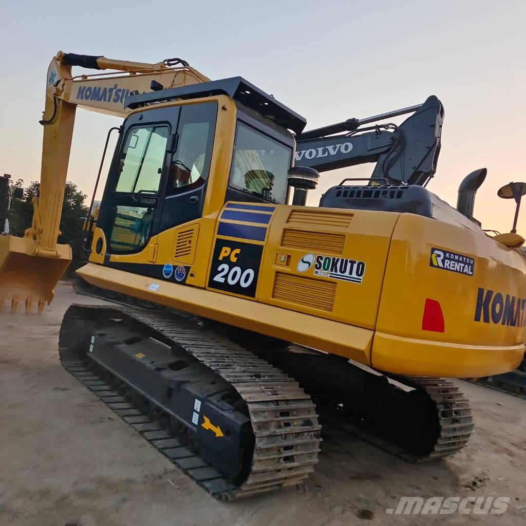 Komatsu PC 200-8 Kāpurķēžu ekskavatori