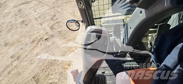 Doosan DX210W Ekskavatori uz riteņiem