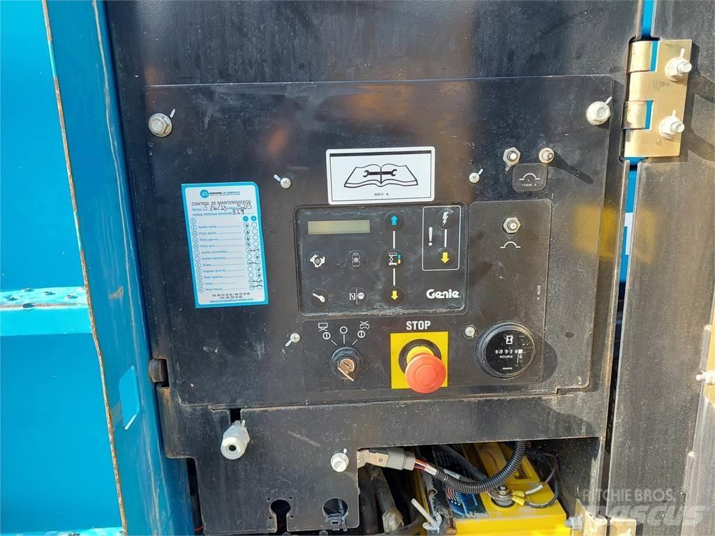 Genie GS4390 Šķerveida pacēlāji