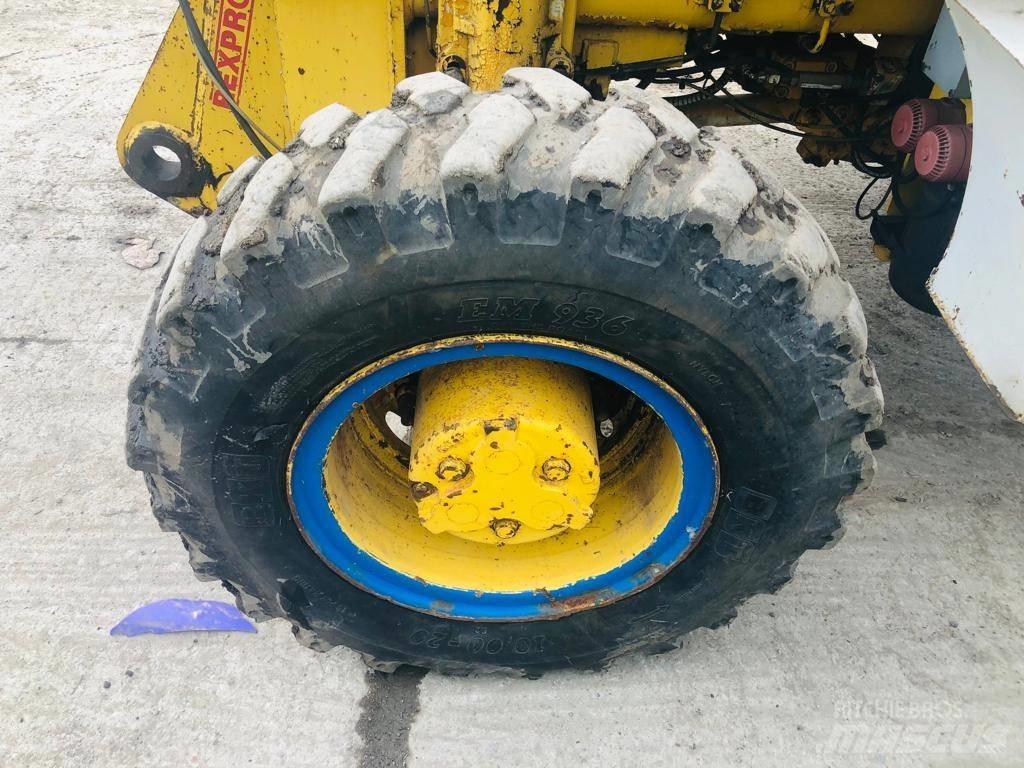 CASE WX 170 Ekskavatori uz riteņiem
