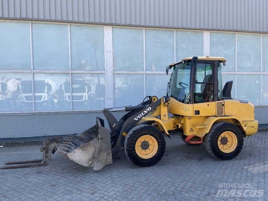Volvo L 30 G     2018     CE Iekrāvēji uz riteņiem