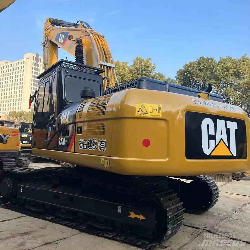 CAT 330 D L Kāpurķēžu ekskavatori
