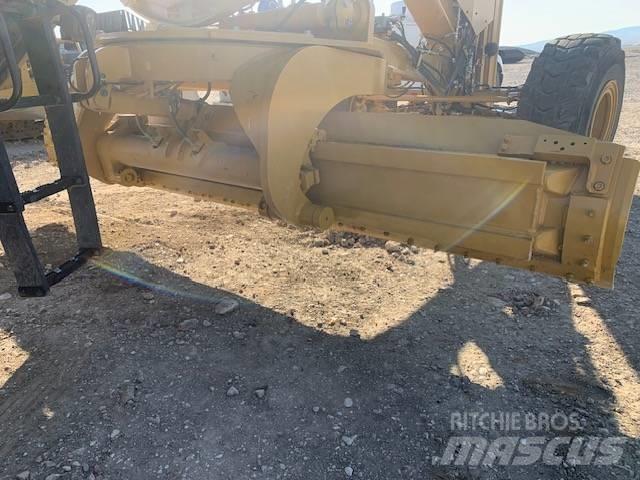 CAT 16 Greideri