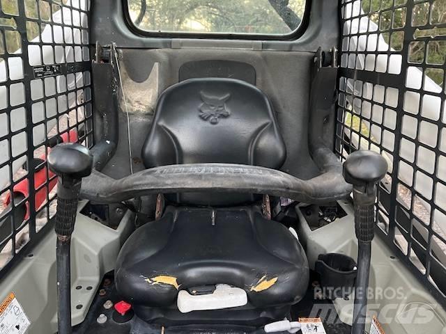 Bobcat T 590 Lietoti riteņu kompaktiekrāvēji