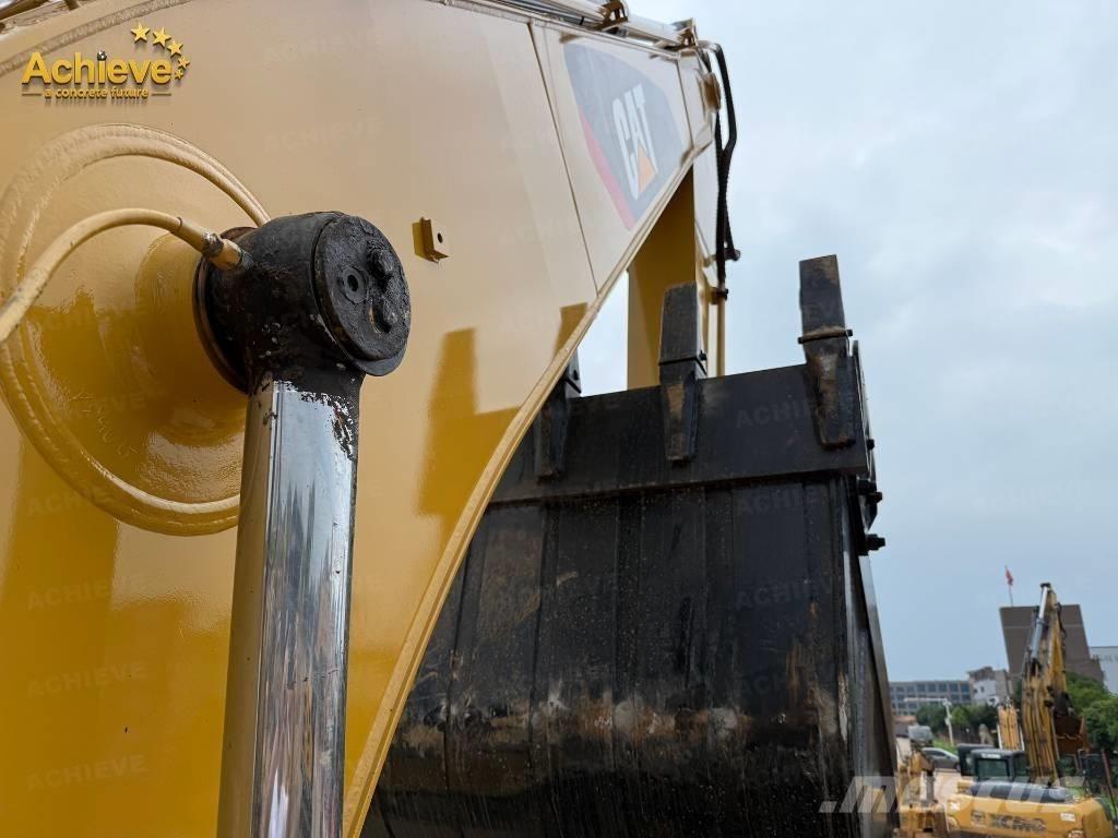 CAT 320 D Kāpurķēžu ekskavatori