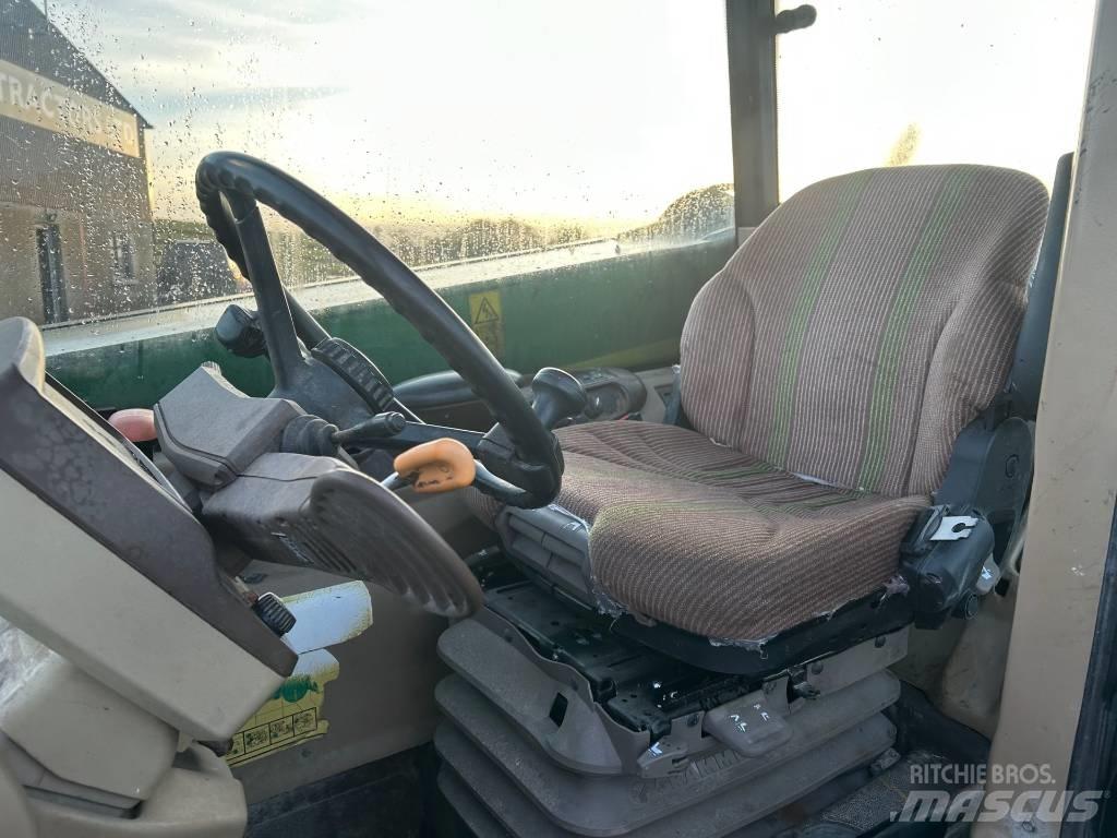 John Deere 3200 Teleskopiskie manipulatori