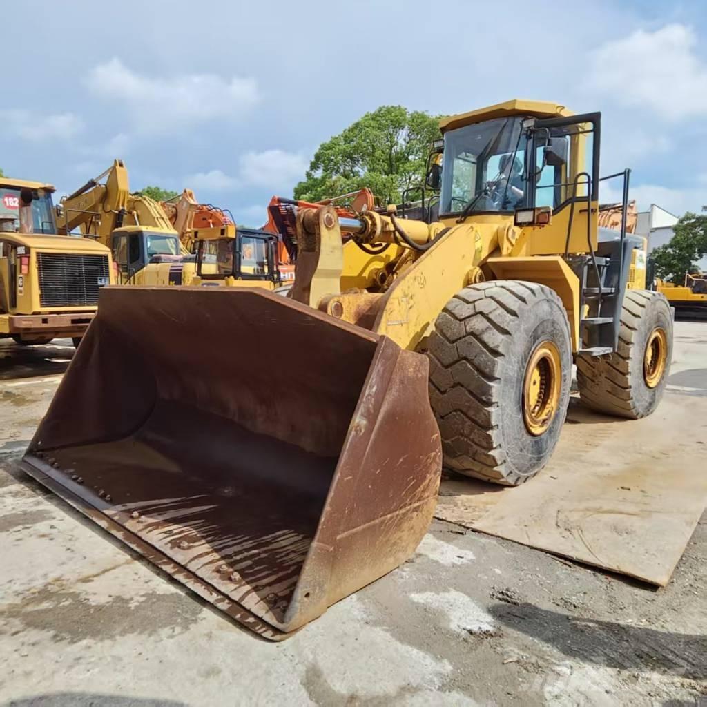 Komatsu WA 500-3 Iekrāvēji uz riteņiem