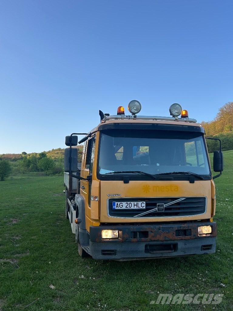 Volvo FL 6 Smagās mašīnas ar celtni