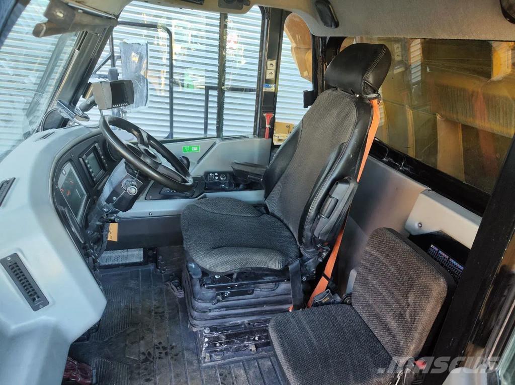 CAT 772G Karjeras kravas automašīnas