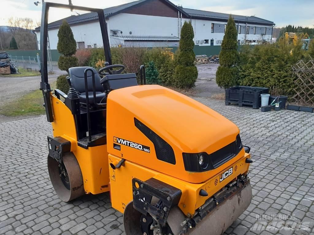 JCB VMT 260-120 Divvalču grunts veltņi