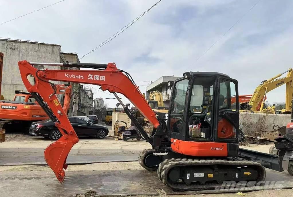 Kubota 163 Kāpurķēžu ekskavatori