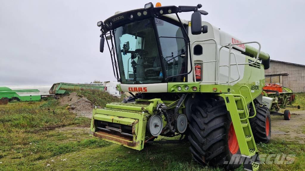 CLAAS Lexion 670 Ražas novākšanas kombaini