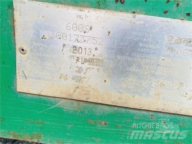 JLG 600S Teleskopiskie pacēlāji