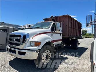 Ford F 750 Atkritumu izvešanas transports