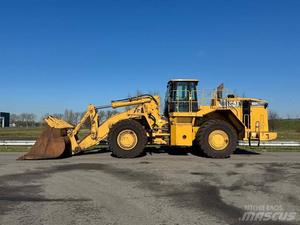 CAT 988H Iekrāvēji uz riteņiem