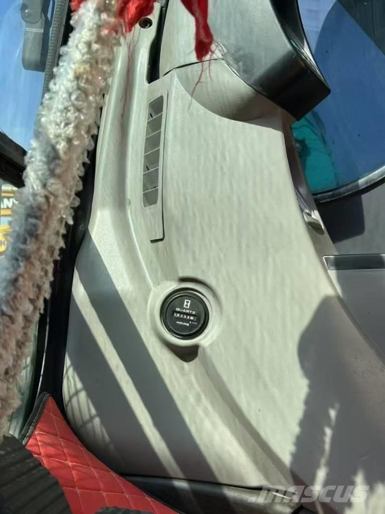 Kobelco SK 200 LC I Kāpurķēžu ekskavatori