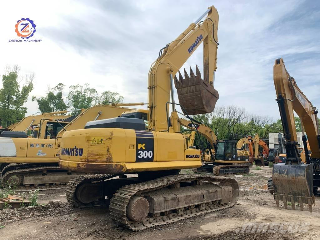 Komatsu PC 300 Kāpurķēžu ekskavatori