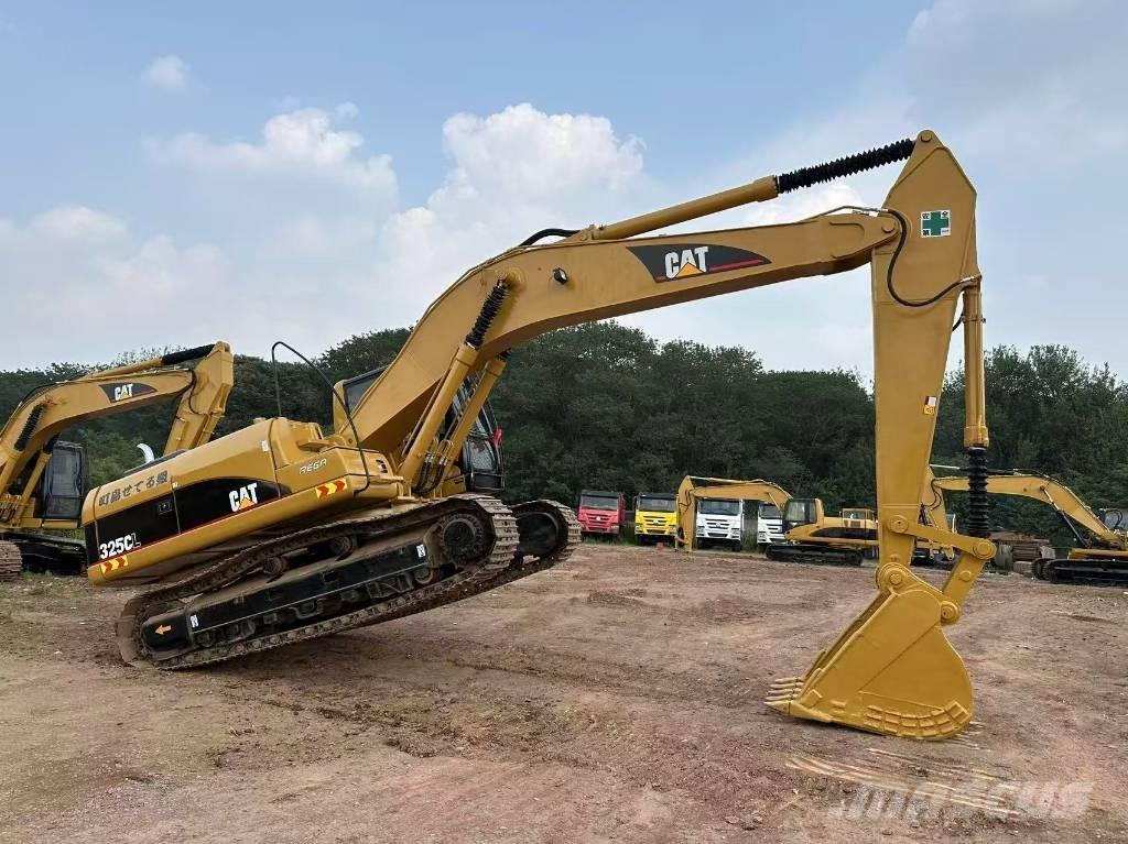 CAT 325 CL Kāpurķēžu ekskavatori
