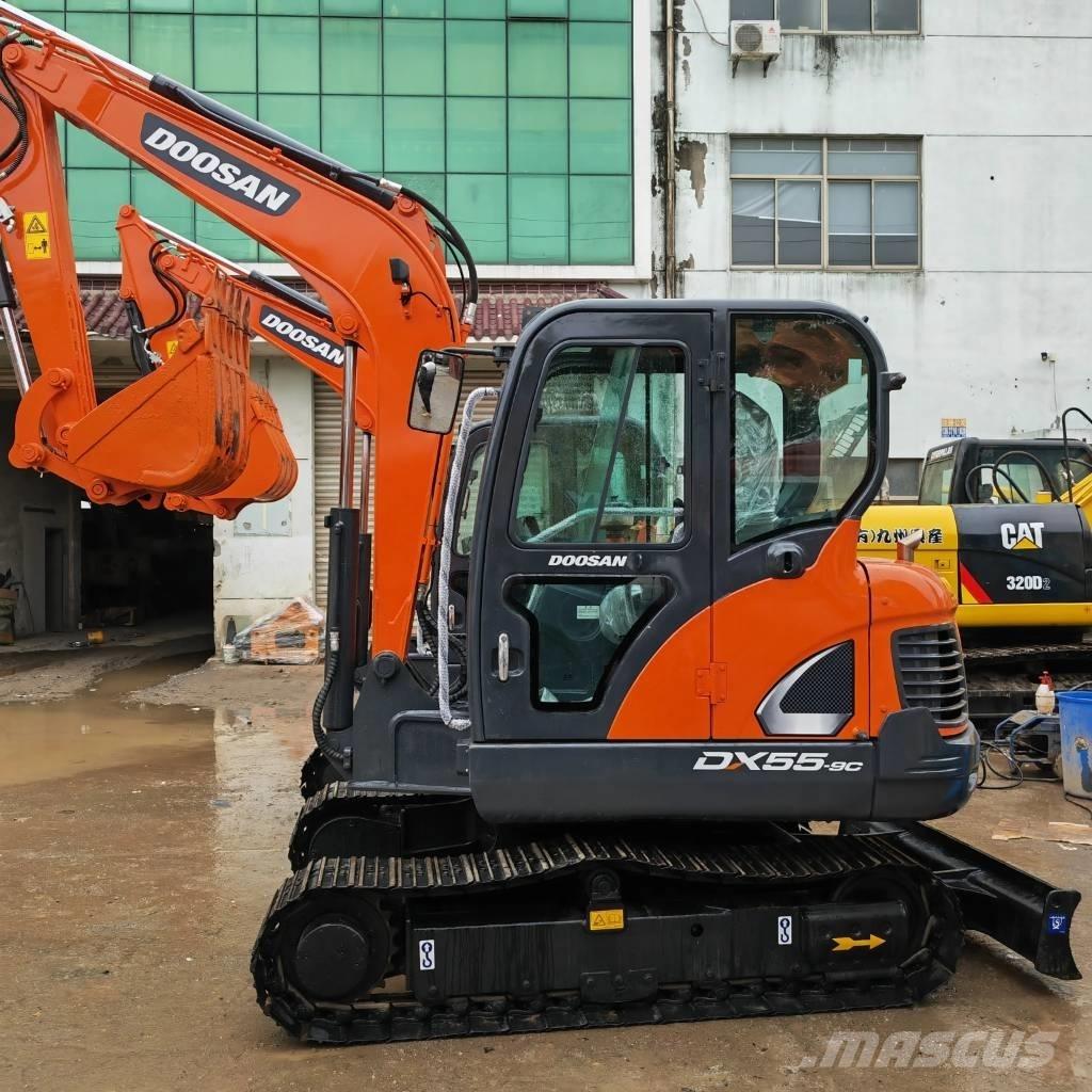 Doosan DX 55-9 C Kāpurķēžu ekskavatori