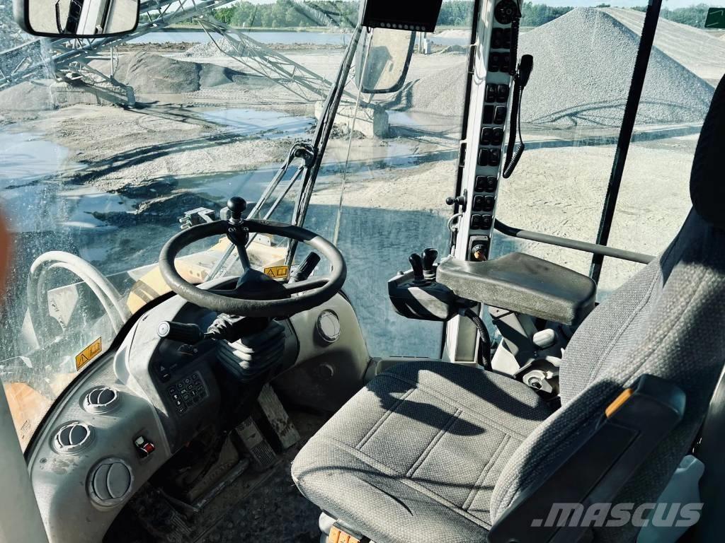 Volvo L 180 G Iekrāvēji uz riteņiem