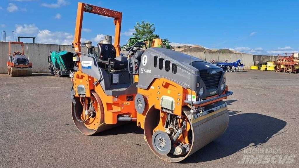Hamm HD 13i VV Divvalču grunts veltņi