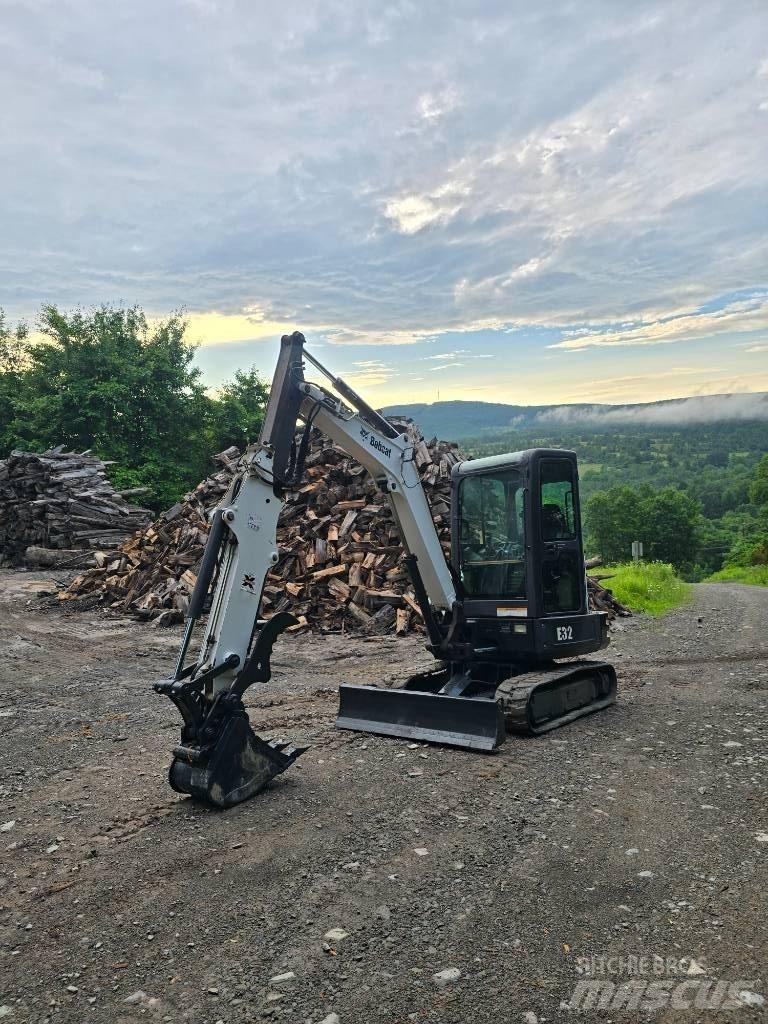 Bobcat E 32 Mini ekskavatori < 7 t
