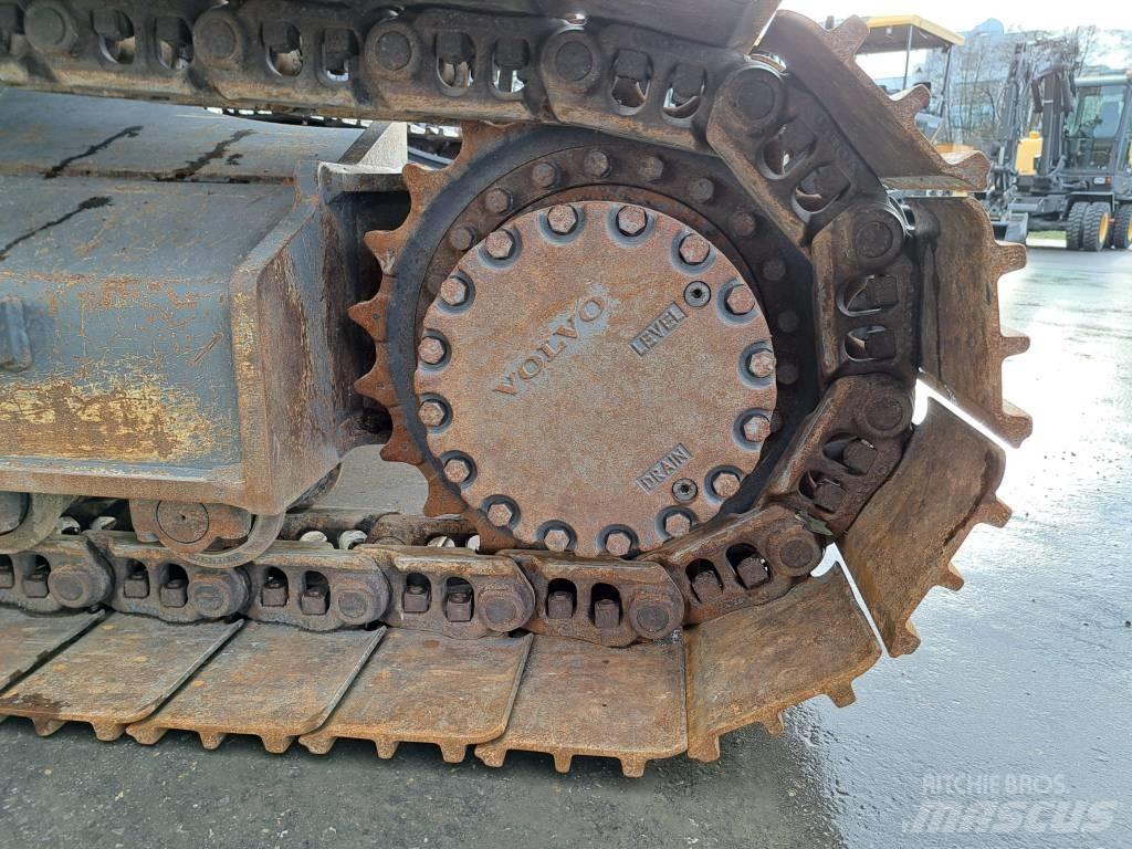 Volvo EC 200 EL Kāpurķēžu ekskavatori