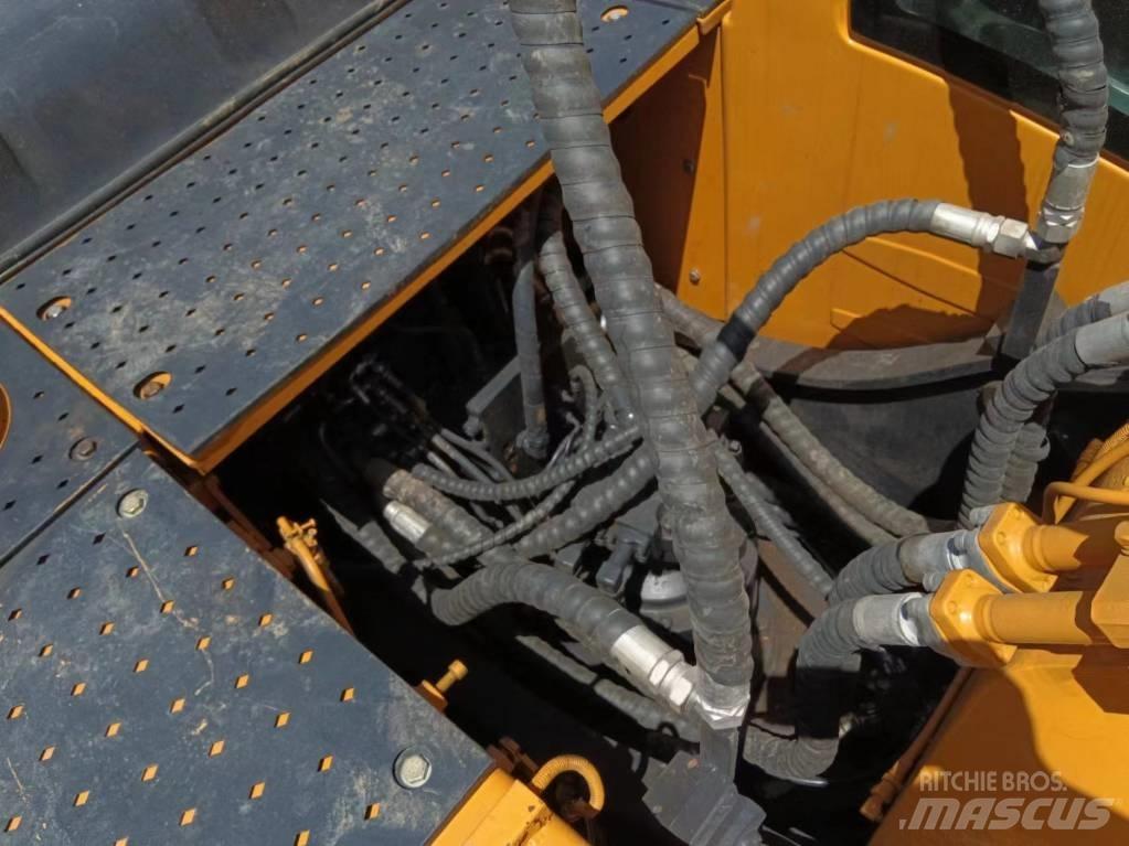 CAT 307 Kāpurķēžu ekskavatori
