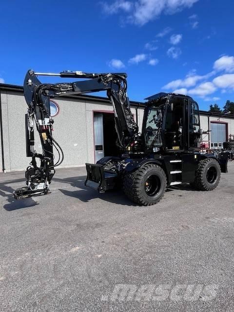 JCB Hydradig Ekskavatori uz riteņiem