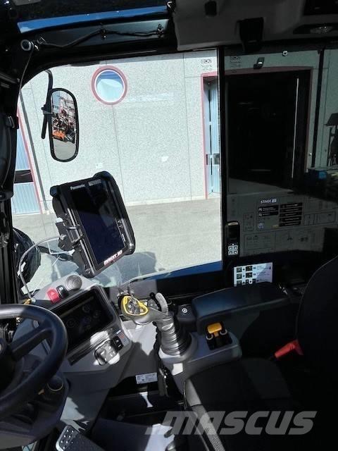 JCB Hydradig Ekskavatori uz riteņiem