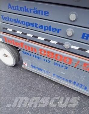 SkyJack SJ III 4626 Šķerveida pacēlāji