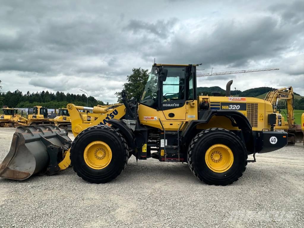 Komatsu WA 320-7 Iekrāvēji uz riteņiem