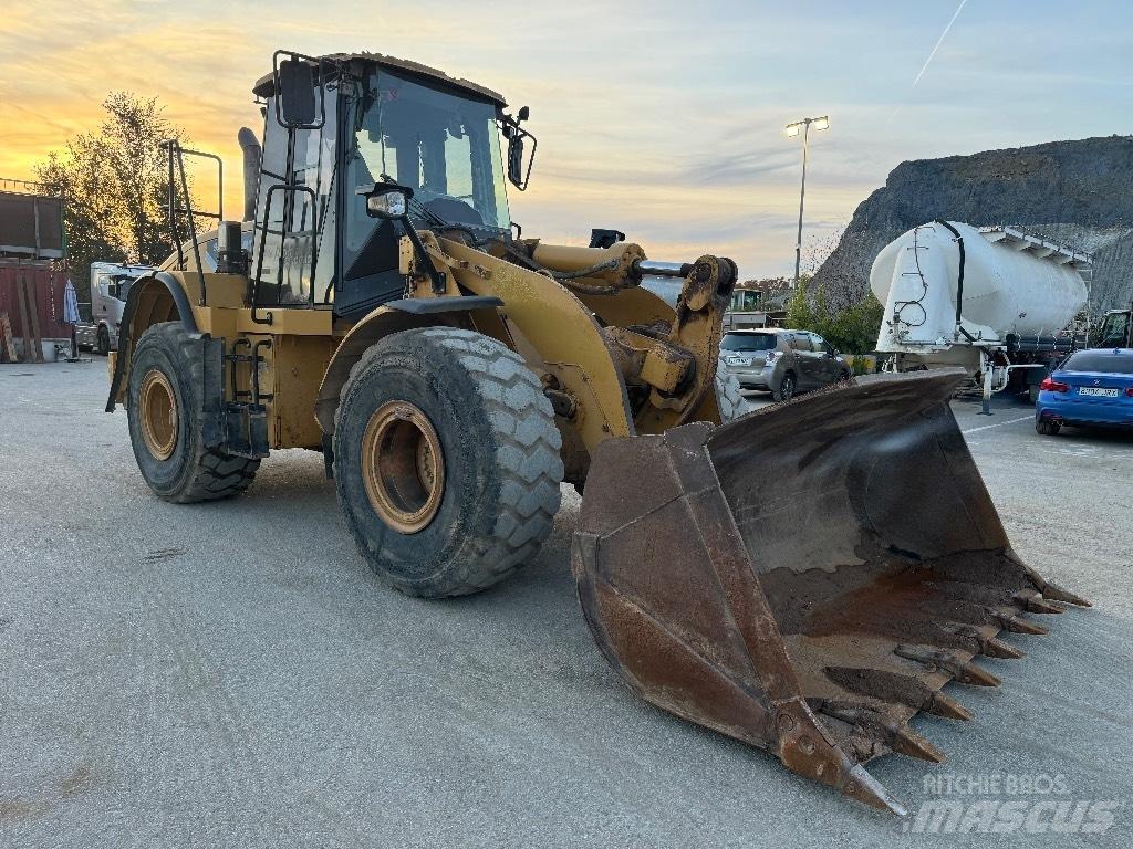 CAT 950H Iekrāvēji uz riteņiem