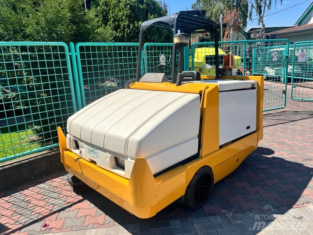Tennant 6650D      V-2809 Komunālā tehnika- Citi