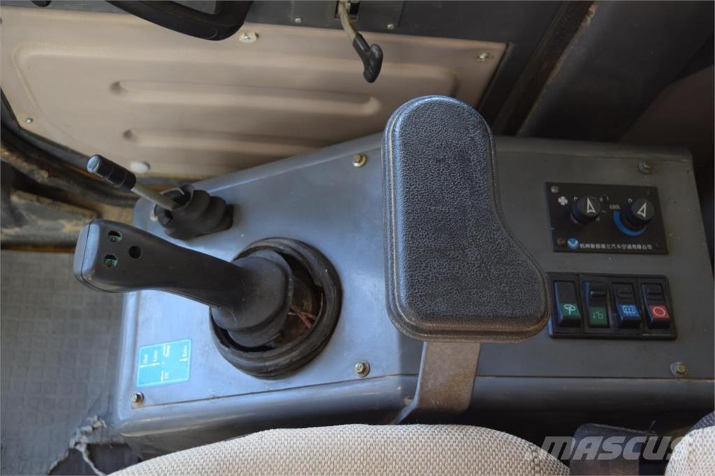 SDLG LG 918 Iekrāvēji uz riteņiem