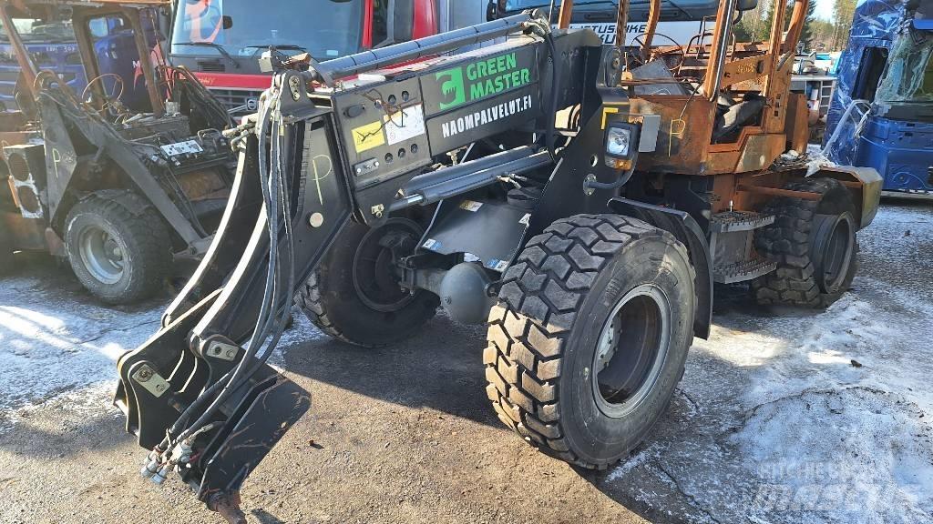 Green master 825T Teleskopiskie riteņu iekrāvēji