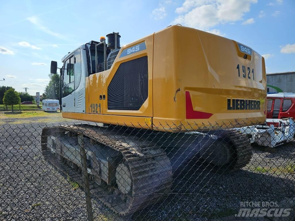 Liebherr R 945 Kāpurķēžu ekskavatori