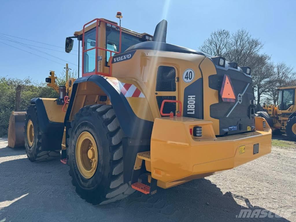 Volvo L 180 H Iekrāvēji uz riteņiem