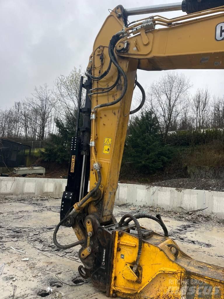 CAT 352 Demontāžas ekskavators