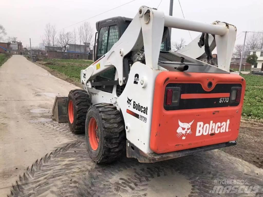Bobcat S 770 Lietoti riteņu kompaktiekrāvēji