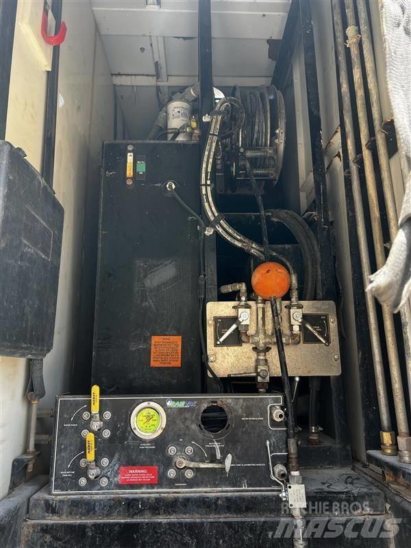 Kenworth T880 Kombinētās vakumsūkņa mašīnas