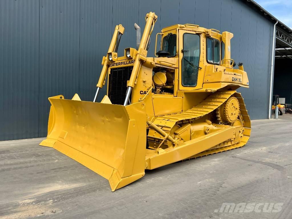 CAT D6H XL Kāpurķēžu buldozeri