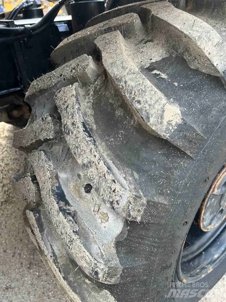 Hitachi ZX 170 W-6 Ekskavatori uz riteņiem