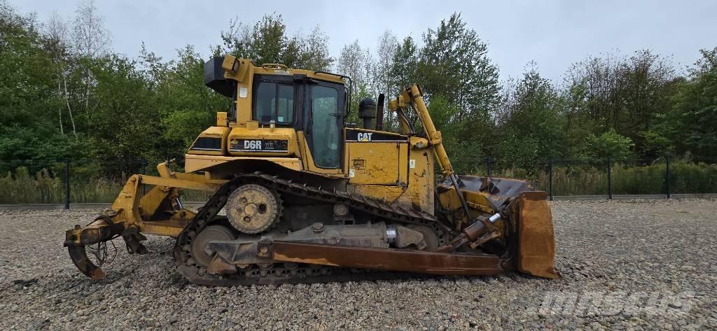 CAT D 6 R XL II Kāpurķēžu buldozeri