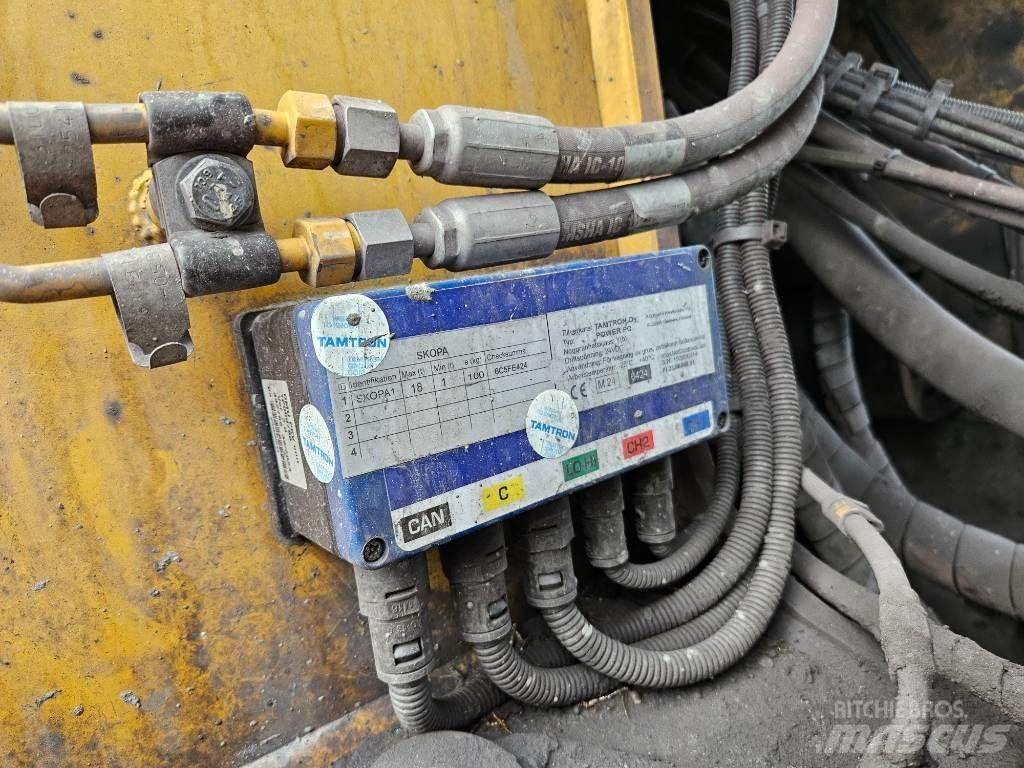 CAT 980 M Iekrāvēji uz riteņiem