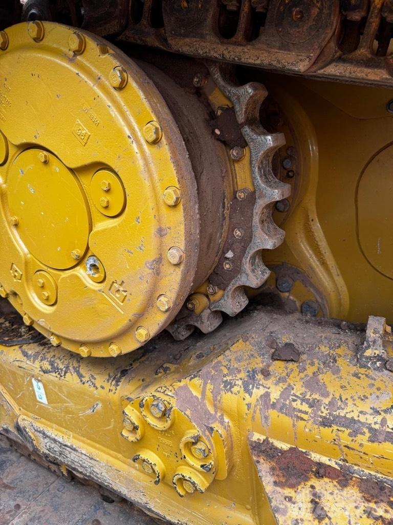 CAT D 6 LGP Kāpurķēžu buldozeri
