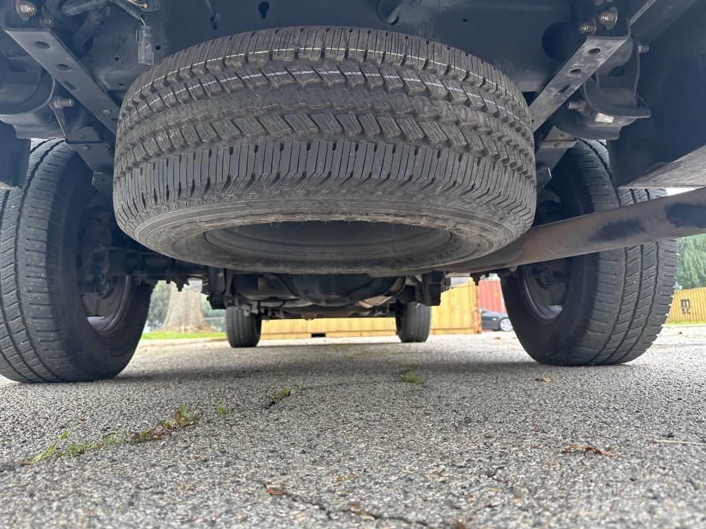 Ford F 350 Vieglais kravas automobilis/izkraušana no sāniem